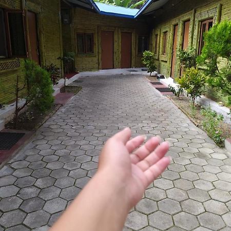 Hotel New Bamboo Palace Gorkhā Buitenkant foto